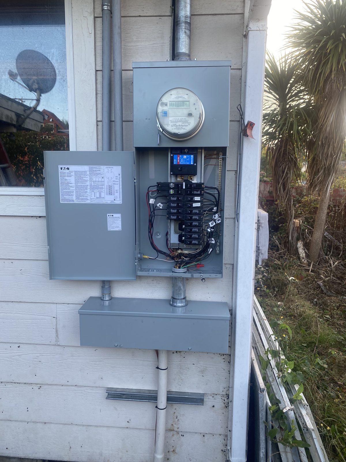 Eureka residence new electrical panel and meter installed